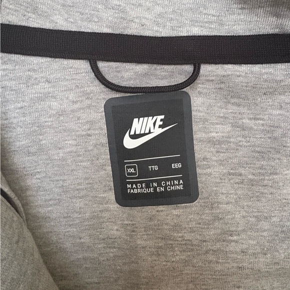 Gray & Black Nike Tech Double  Zipper Jacket - Picture 3 of 3